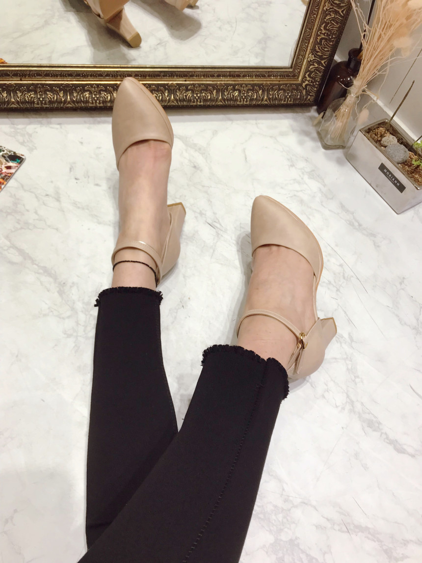 <b><p>diagonal Toe Stiletto Go rap heel Kean Feminine</p></b><b><p>斜線 トウ スティレット 行って見れ ストラップヒール 韓国語 フェミニンコーディネート</p></b><br /><br /><p align='center'>