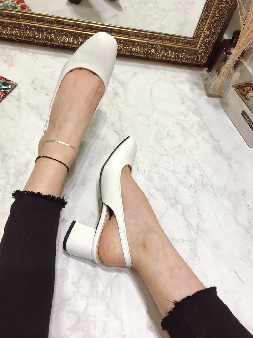 <b><p>Korean Specials Slim Squa nose Middle el</p></b><b><p>Korean特価 スリムな 正方形の鼻 ミドルヒール ングベクヒル 5cm、7cm</p></b><br /><br /><p align='center'>