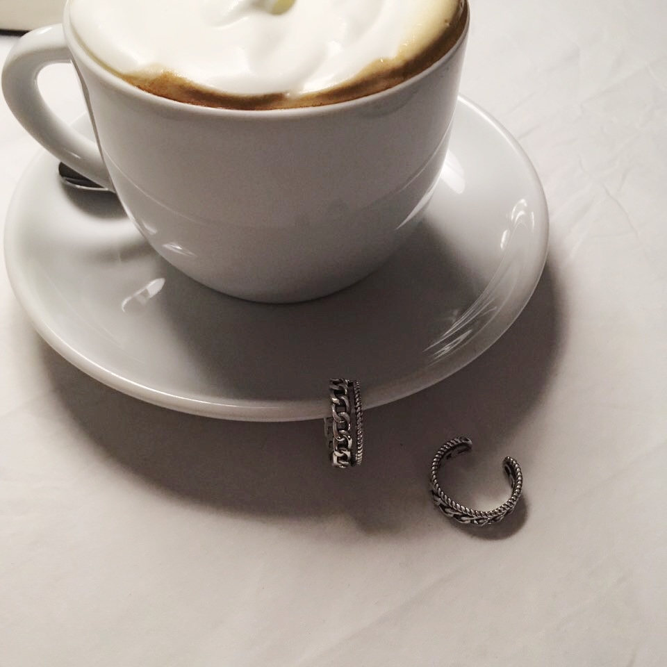 <b><p>any Twist ring RING Silver products</p></b><b><p>すべての トゥねじれ リング 製品</p></b><br /><br /><p align='center'>