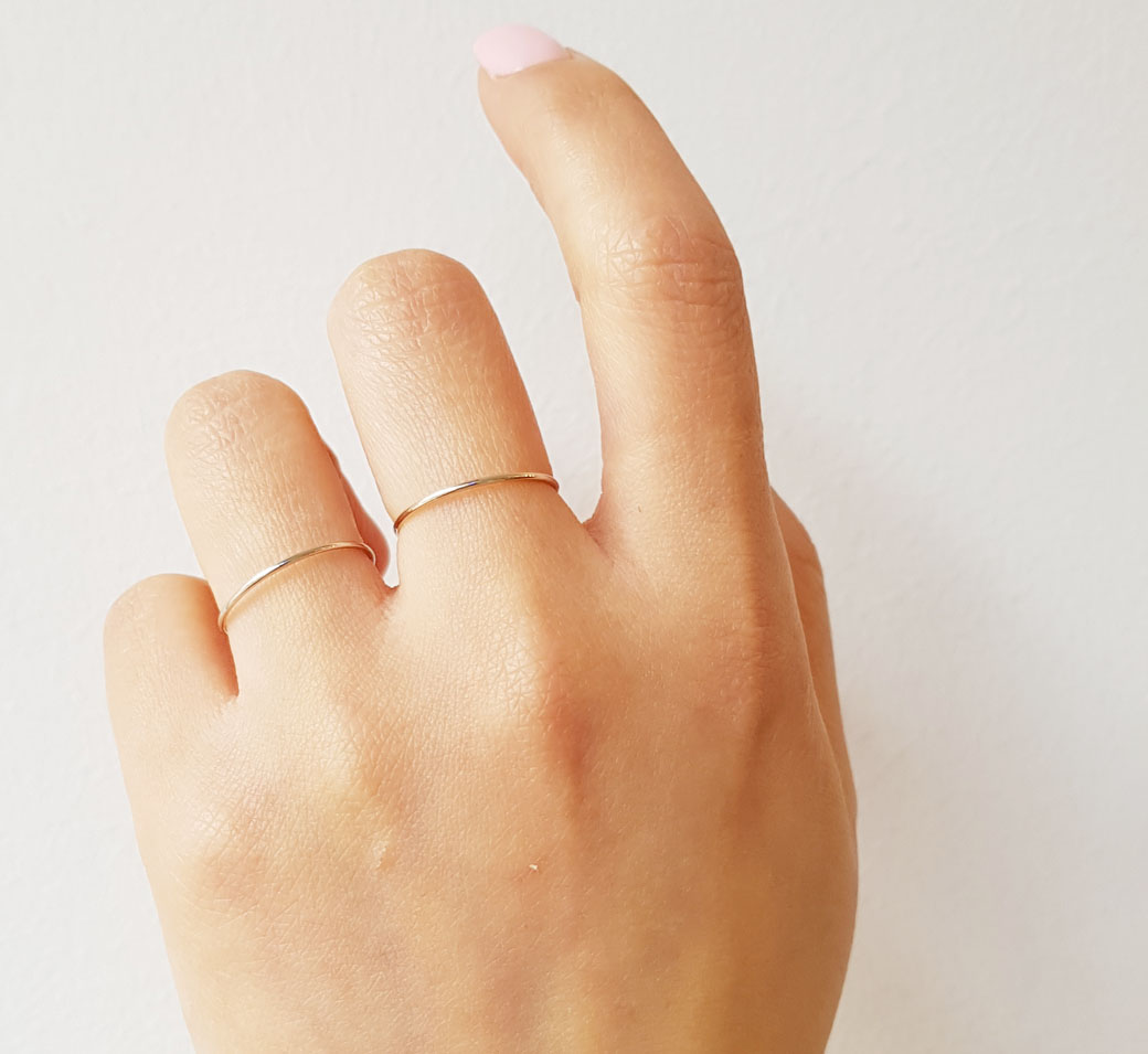 <b><p>White gold Thread ring attractive nt feel</p></b><b><p>ホワイト ゴールド 糸リング 魅力ある きちんとした感じ 14K コーディネートしやすい</p></b><br /><br /><p align='center'>