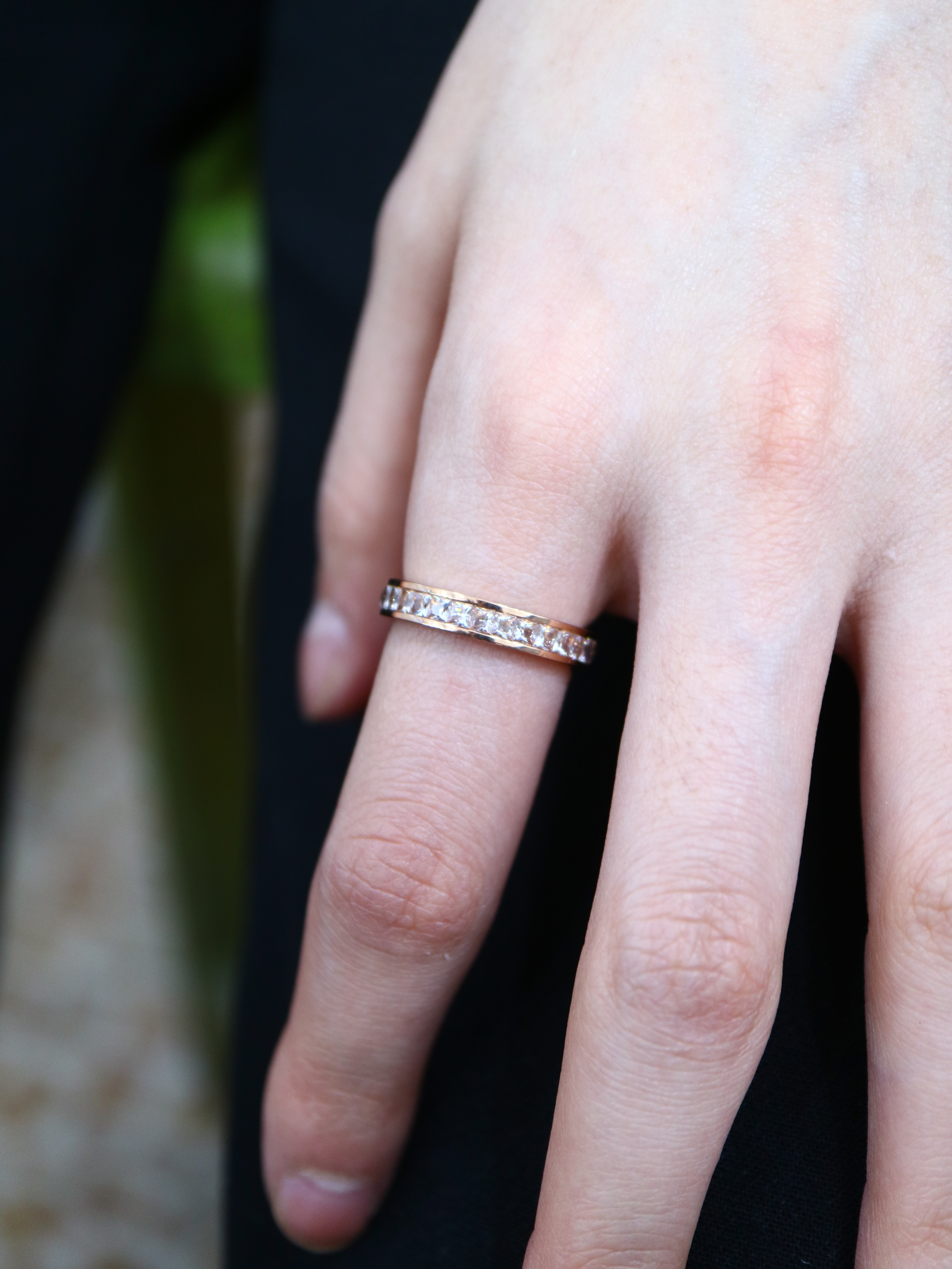 <b><p>titanium All cubic Thread pattern Causc rain</p></b><b><p>チタン オールキュービック ネジ柄 歌声非 最高 リング 結婚式の祝賀客ルコーディネート</p></b><br /><br /><p align='center'>