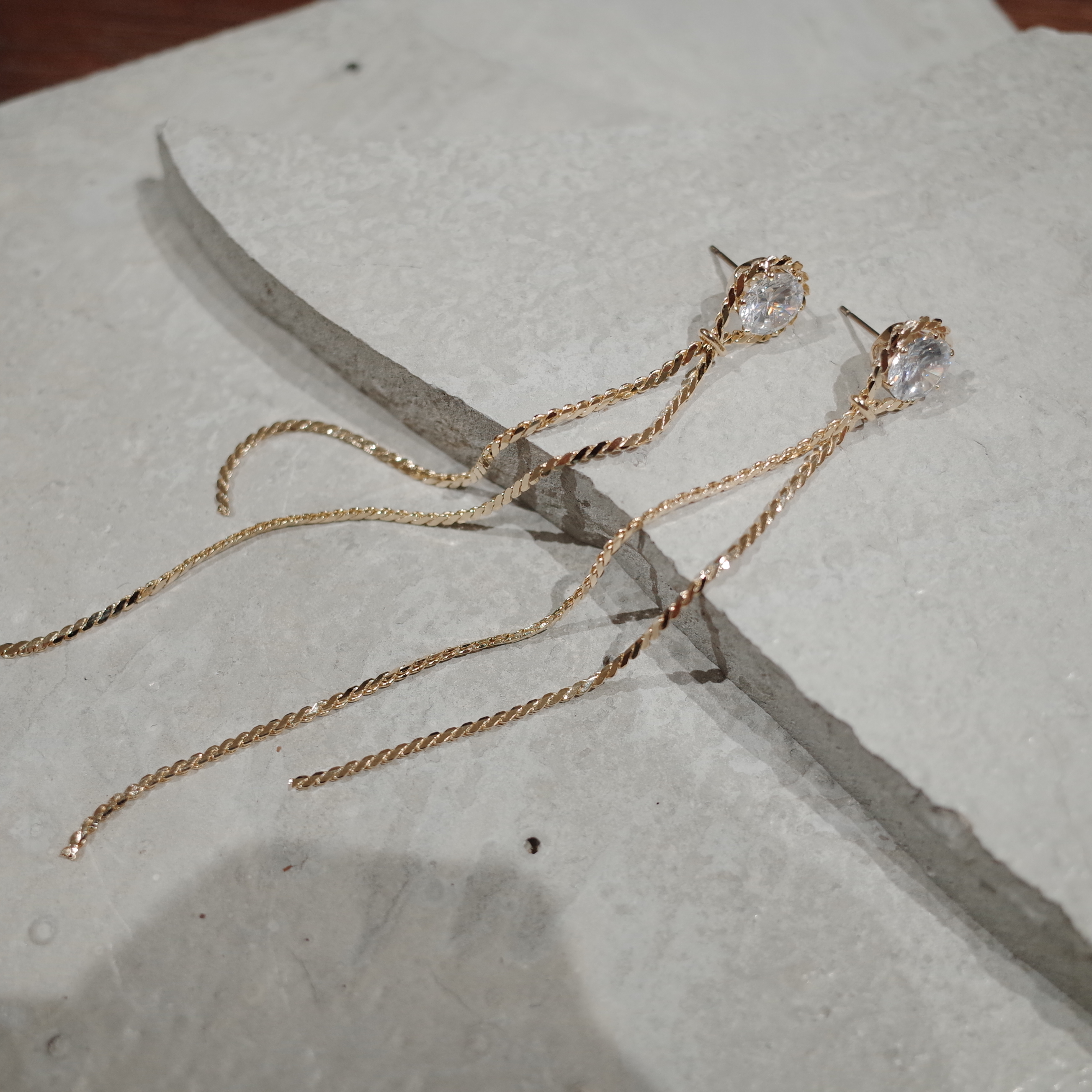 <b><p>NO106 Prong Jewelry &amp Watches Double Dp</p></b><b><p>NO106 プロング ヨリヨリチェーン ダブルドロップイヤリ シックな ユニーデザイン</p></b><br /><br /><p align='center'>