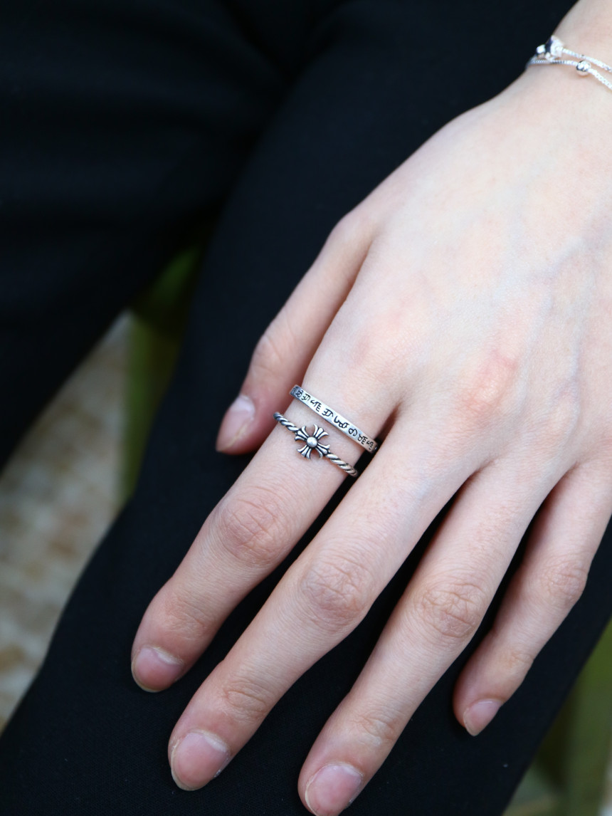 <b><p>all Silver Stling sr chrome Back open Free</p></b><b><p>全体 純銀製 クロム バックオープン フリーサイズ リング 925 ユファウン 重ね着</p></b><br /><br /><p align='center'>