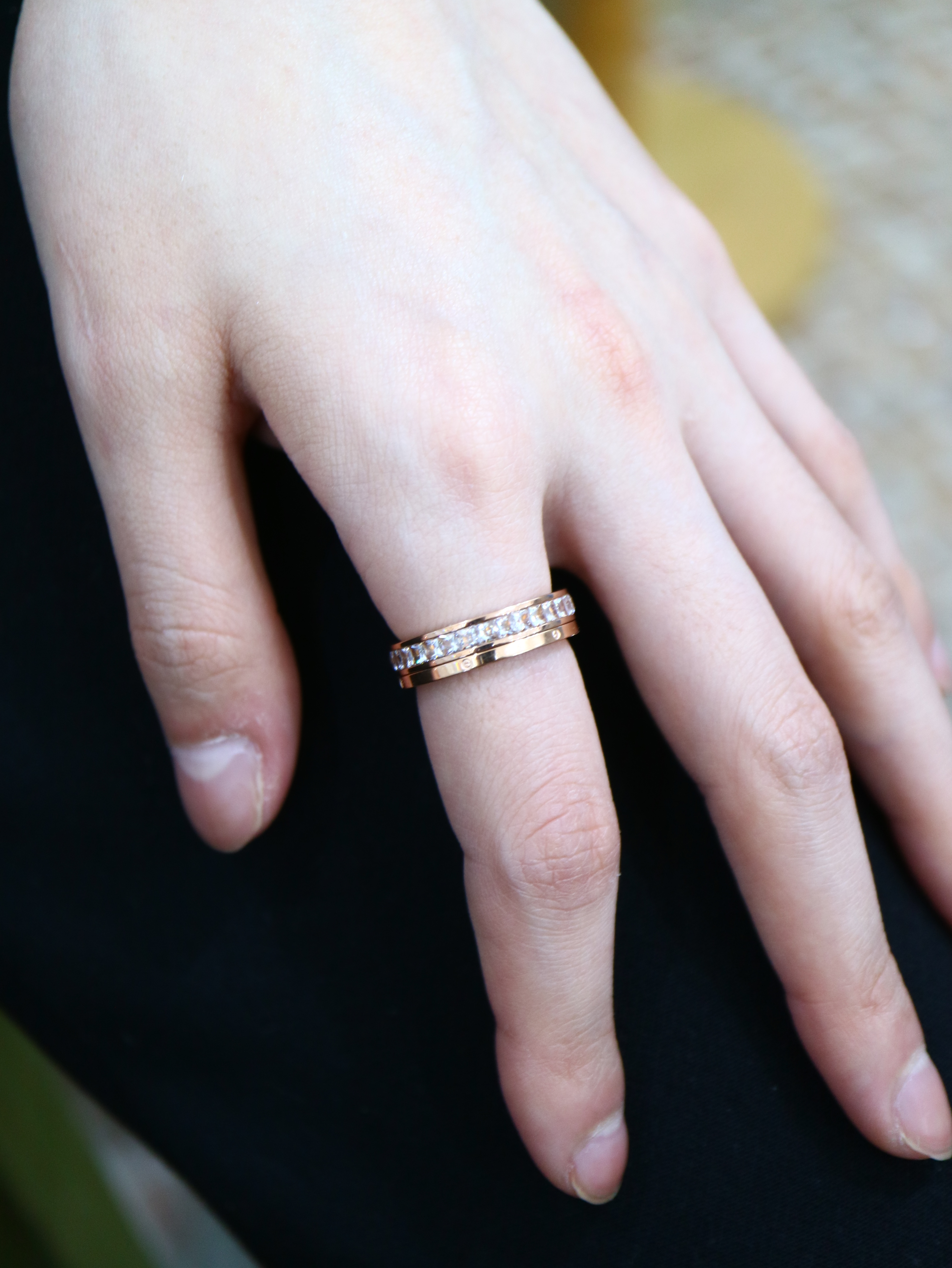 <b><p>titanium All cubic Thread pattern Causc rain</p></b><b><p>チタン オールキュービック ネジ柄 歌声非 最高 リング 結婚式の祝賀客ルコーディネート</p></b><br /><br /><p align='center'>