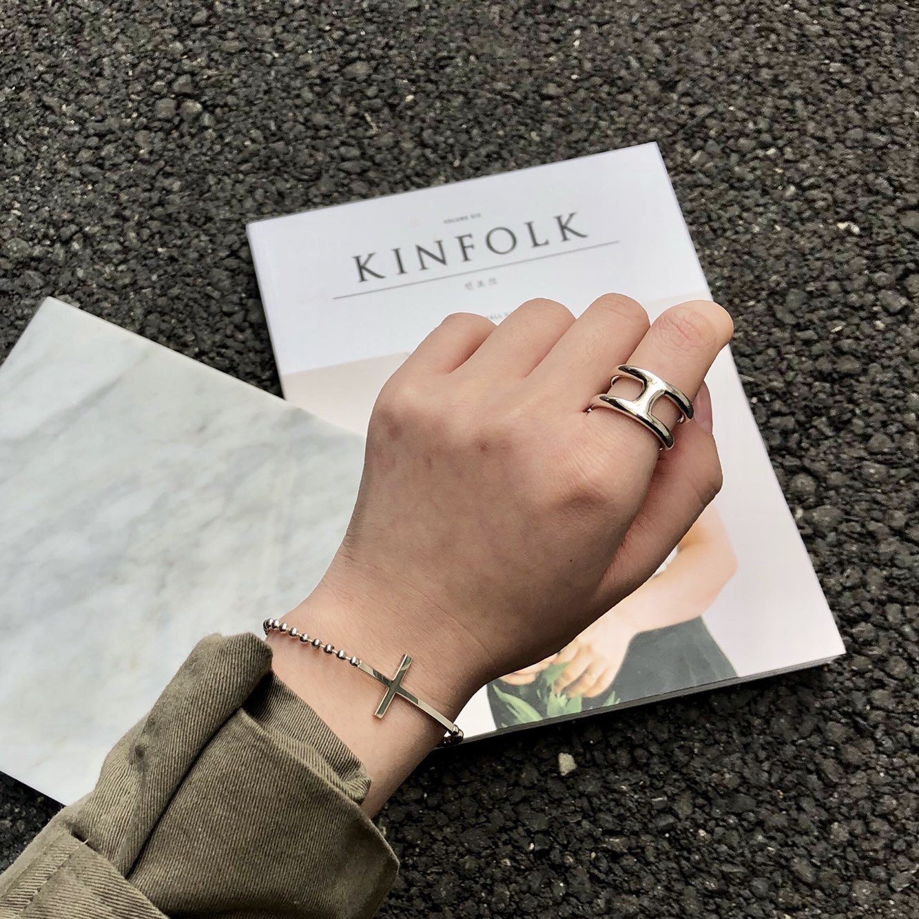 <b><p>925 silver Er H Open ring free Bold Modn</p></b><b><p>925 エル H オープンリング フリー ボールド モダンな 30代の女性</p></b><br /><br /><p align='center'>