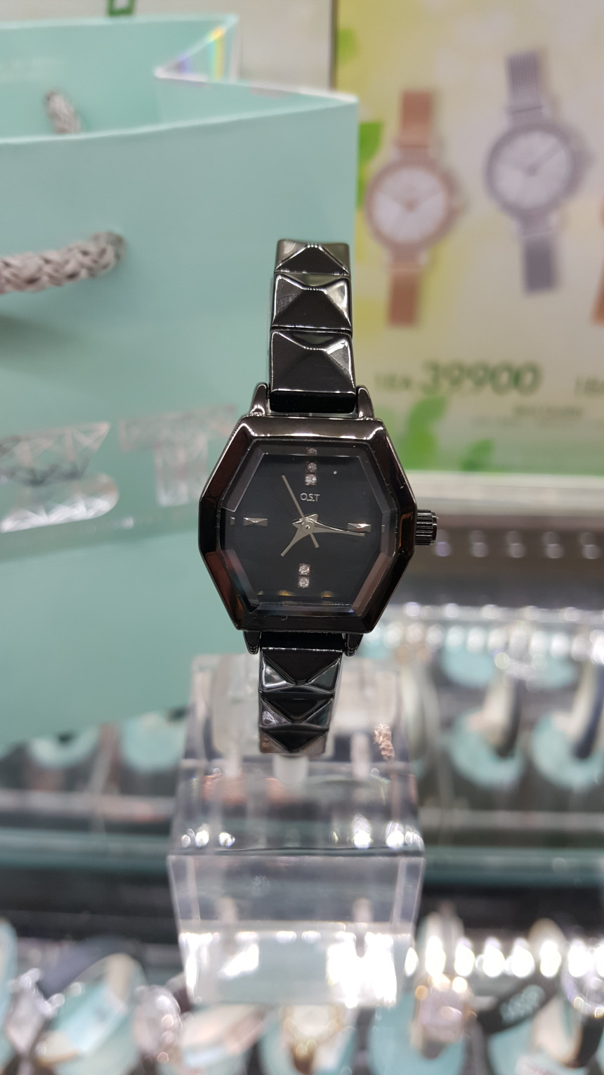 <b><p>OST Black Pyramid Clo OTW115906TBB</p></b><b><p>OST ブラックピラミッド時計 OTW115906TBB</p></b><br /><br /><p align='center'>