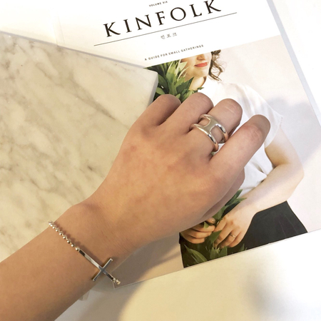 <b><p>925 silver Er H Open ring free Bold Modn</p></b><b><p>925 エル H オープンリング フリー ボールド モダンな 30代の女性</p></b><br /><br /><p align='center'>