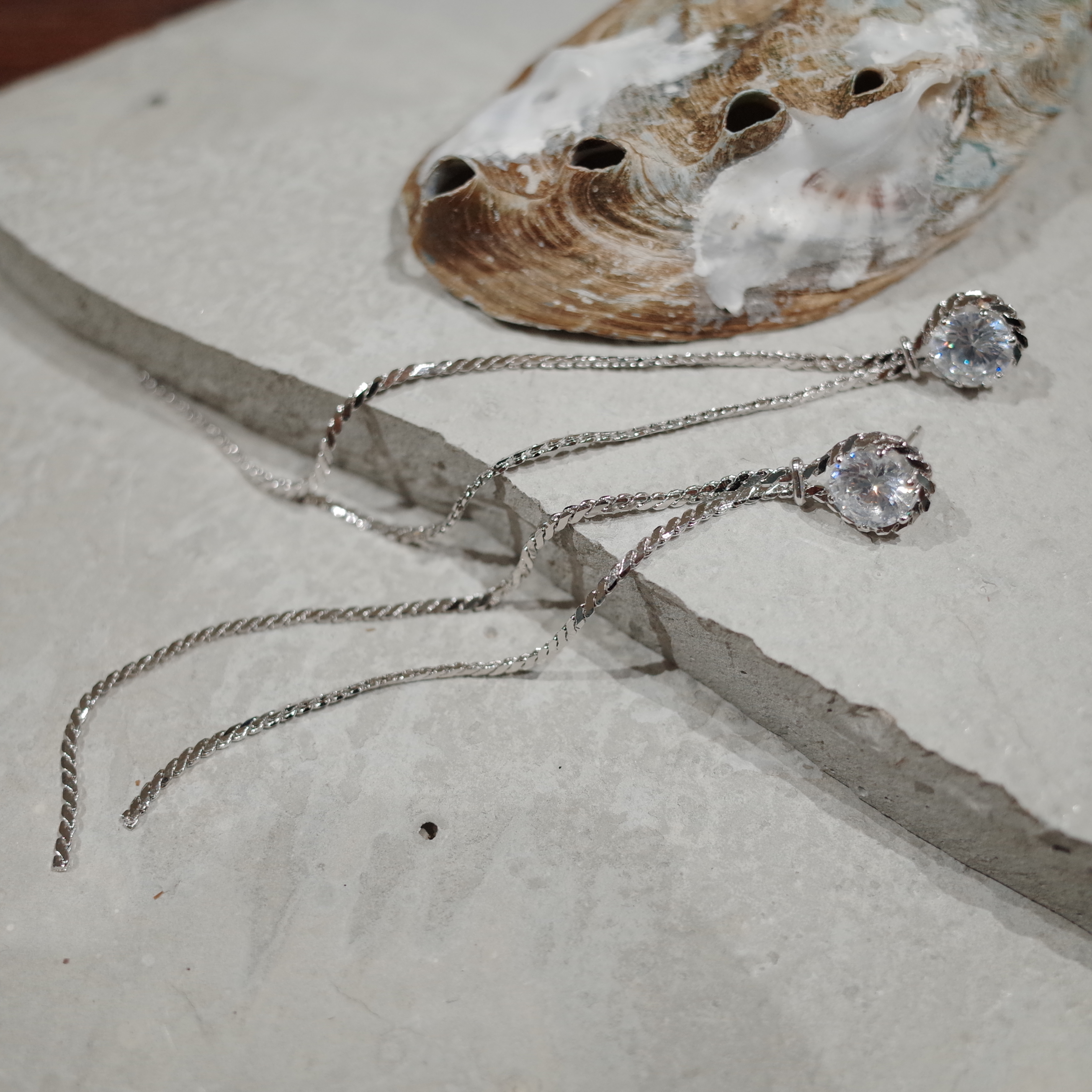 <b><p>NO106 Prong Jewelry &amp Watches Double Dp</p></b><b><p>NO106 プロング ヨリヨリチェーン ダブルドロップイヤリ シックな ユニーデザイン</p></b><br /><br /><p align='center'>