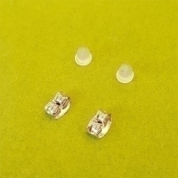 <b><p>Sweet Cubic flor earring Silver Accessy Ste</p></b><b><p>スイート キュービック フラワー イヤリング ウンチム アクセサリー通販 華やかな</p></b><br /><br /><p align='center'>