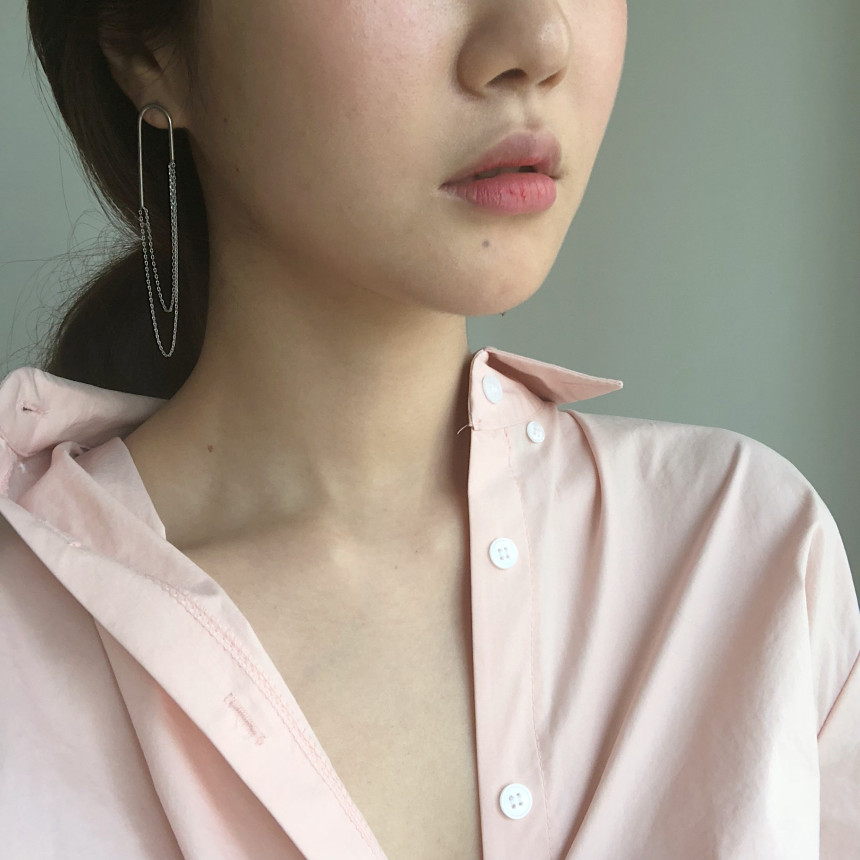 <b><p>Madle Bold Earrings silver Pel drop Unbalanced</p></b><b><p>マドル U ボールドピアス シルバー パロップ アンバランス 925 ギフト</p></b><br /><br /><p align='center'>