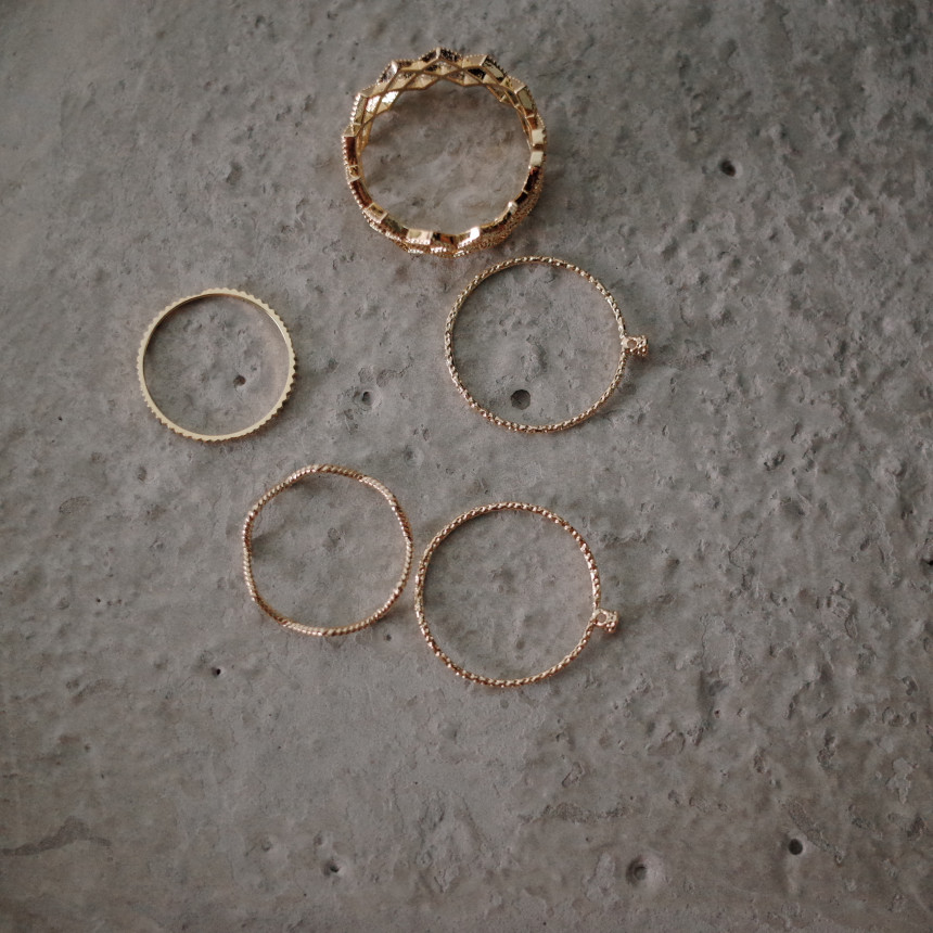 <b><p>cutting Double Stone Comb-shaped SET daily</p></b><b><p>カッティング ダブルストーン ハッチSETリ デイリー セット レイヤ ドゥリン</p></b><br /><br /><p align='center'>