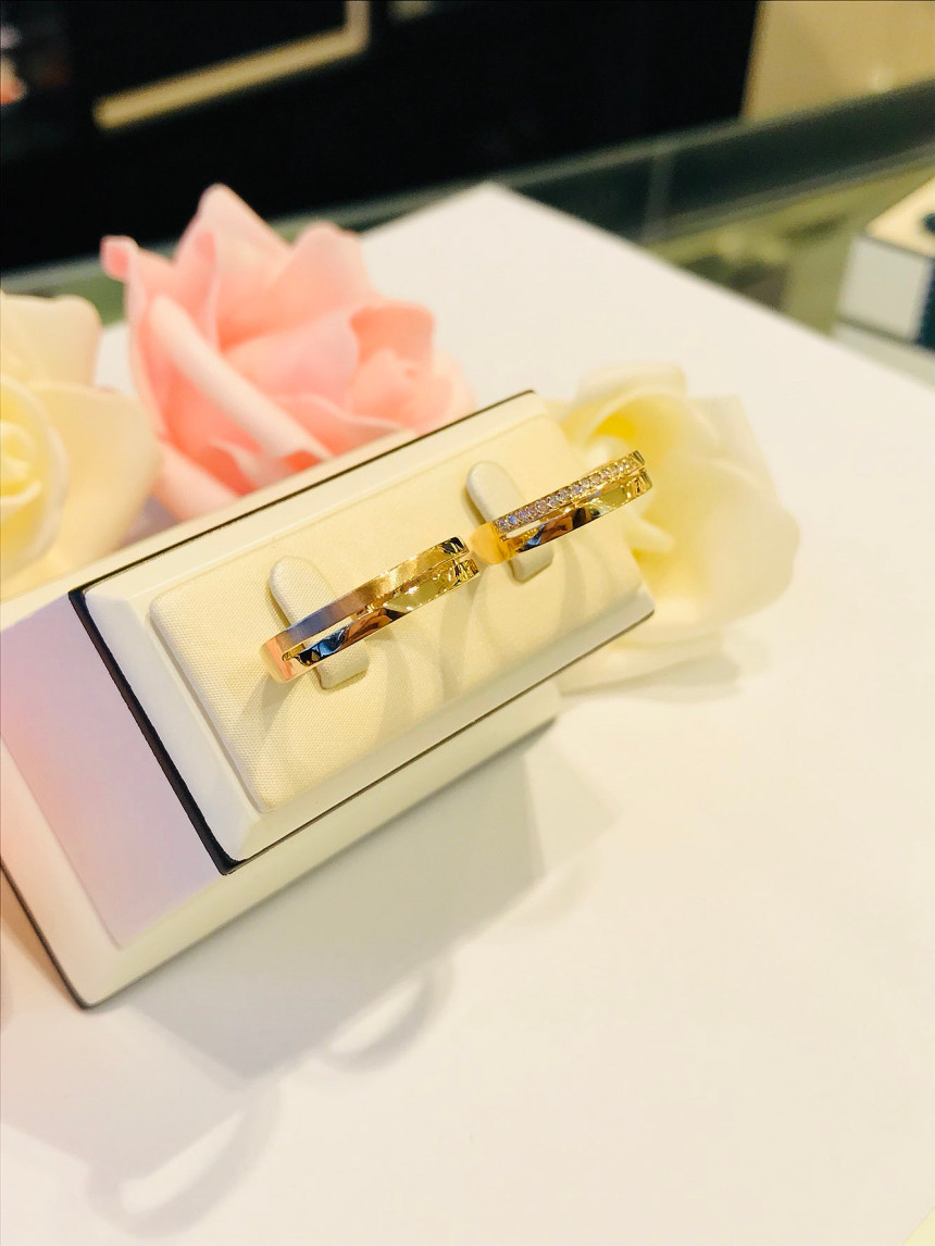 <b><p>Lloyd LOVE Layered Coupling LRM15072G 30s</p></b><b><p>ロイド 愛 重ね着 カップリング LRM15072G 30代 記念日 ガールフレンド</p></b><br /><br /><p align='center'>