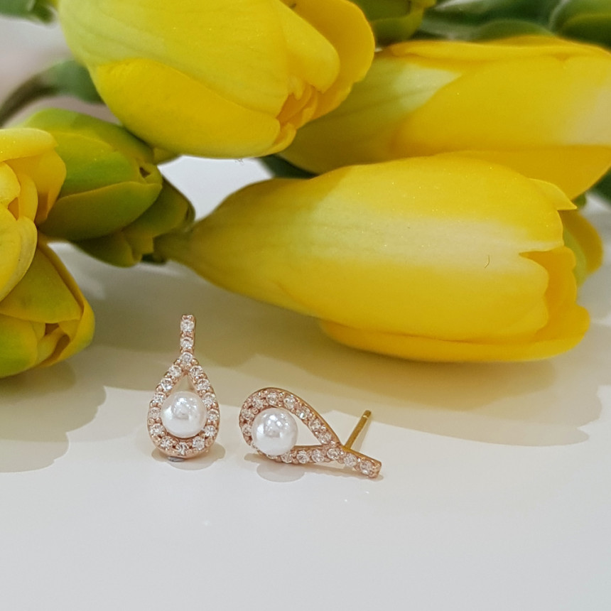 <b><p>Larapel 14K Tcy Drop Fair ering Twenties</p></b><b><p>ララフェル 14K トレイル時 ドロップ 真珠 イヤリング 20代の女性 kギフト</p></b><br /><br /><p align='center'>