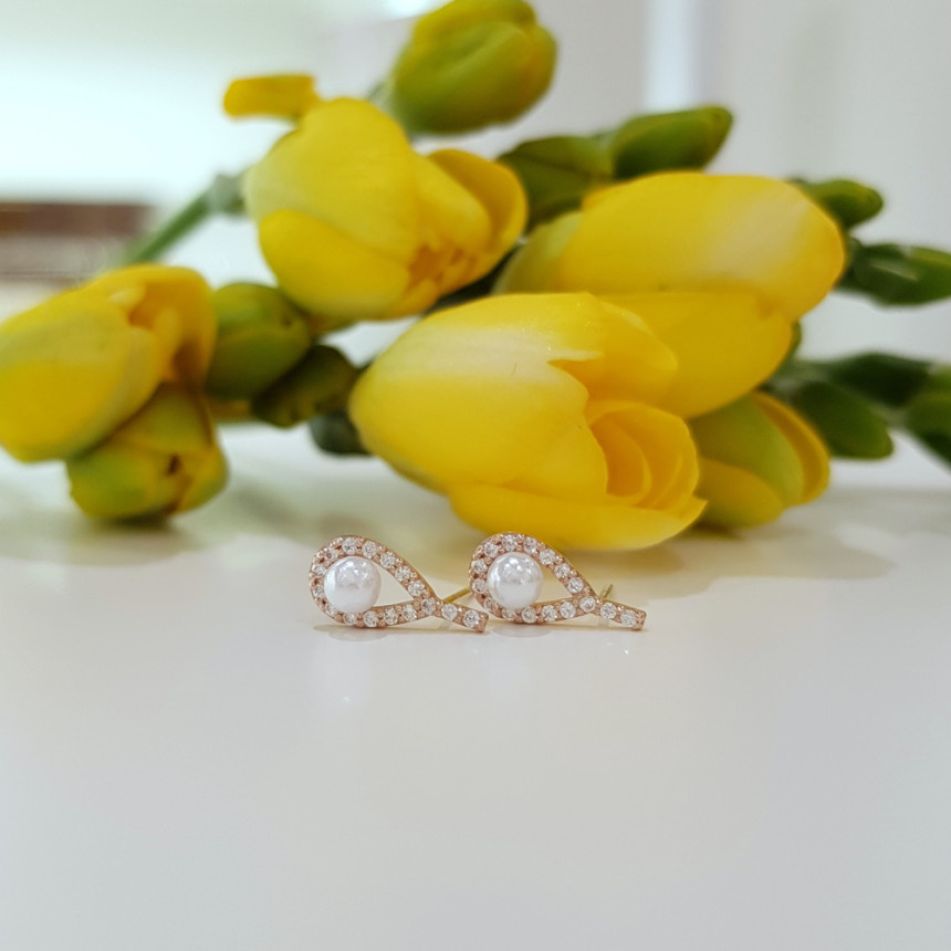 <b><p>Larapel 14K Tcy Drop Fair ering Twenties</p></b><b><p>ララフェル 14K トレイル時 ドロップ 真珠 イヤリング 20代の女性 kギフト</p></b><br /><br /><p align='center'>