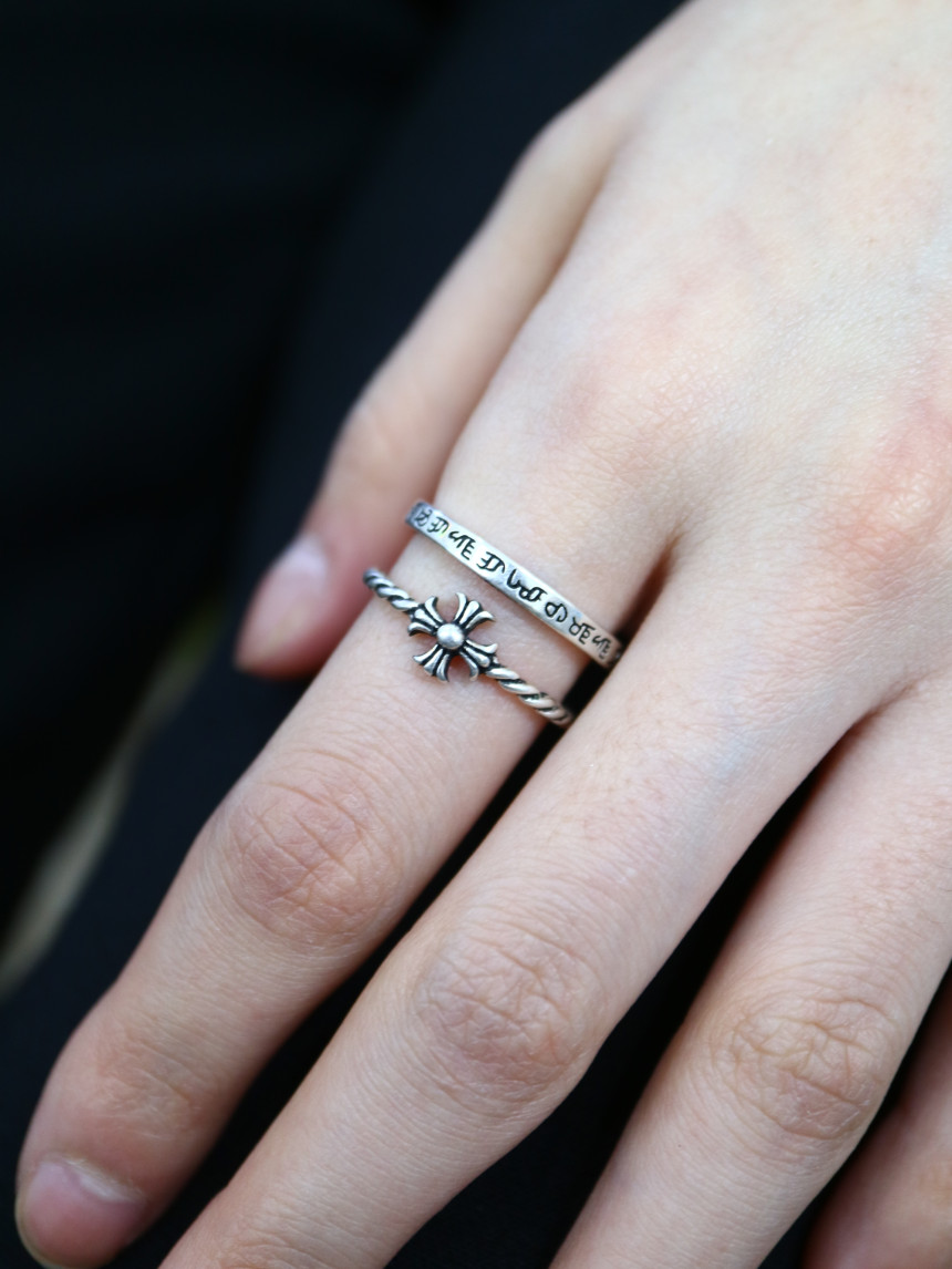 <b><p>all Silver Stling sr pat Free size 925 Zu</p></b><b><p>全体 純銀製 油絵 フリーサイズ リング 925 重ね着 二行は 高級は ギフトは</p></b><br /><br /><p align='center'>