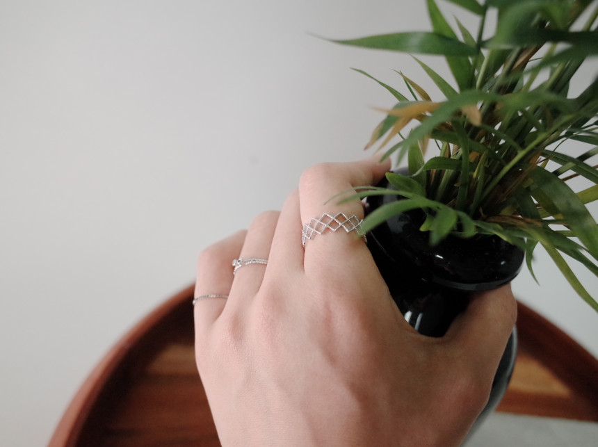 <b><p>cutting Double Stone Comb-shaped SET daily</p></b><b><p>カッティング ダブルストーン ハッチSETリ デイリー セット レイヤ ドゥリン</p></b><br /><br /><p align='center'>