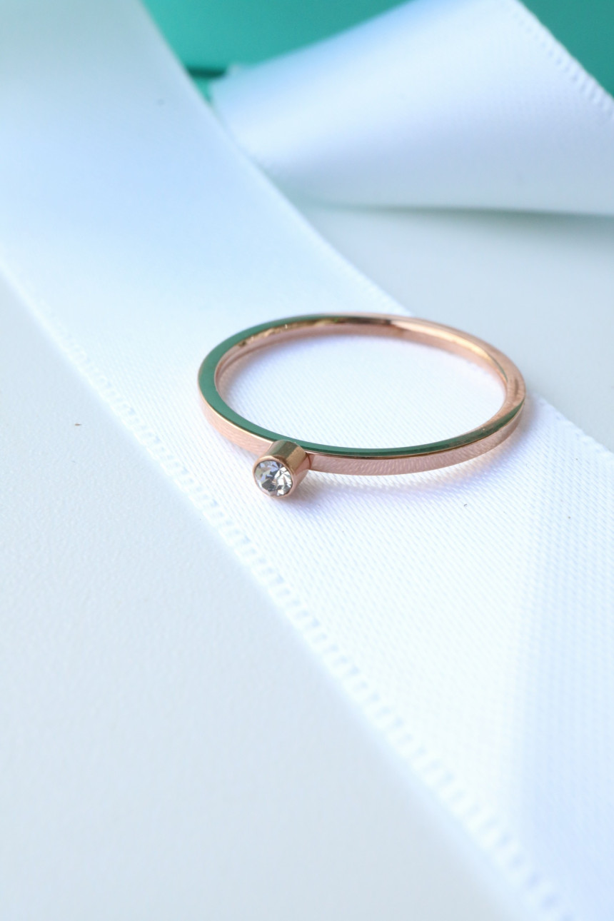 <b><p>titanium 1 flower jelry Layed ring Set sour</p></b><b><p>チタン 1 フラワー 宝石 重ね着 リング サンコム若々しく 知的な魅力の カジュアルな</p></b><br /><br /><p align='center'>