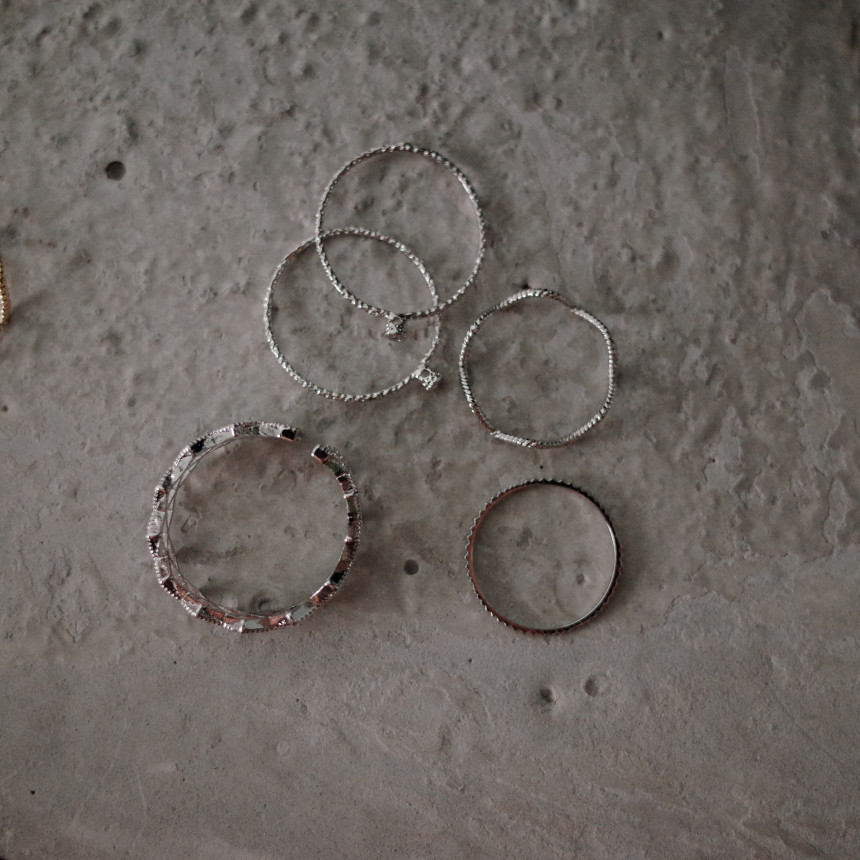 <b><p>cutting Double Stone Comb-shaped SET daily</p></b><b><p>カッティング ダブルストーン ハッチSETリ デイリー セット レイヤ ドゥリン</p></b><br /><br /><p align='center'>