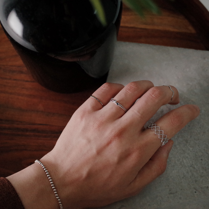 <b><p>cutting Double Stone Comb-shaped SET daily</p></b><b><p>カッティング ダブルストーン ハッチSETリ デイリー セット レイヤ ドゥリン</p></b><br /><br /><p align='center'>