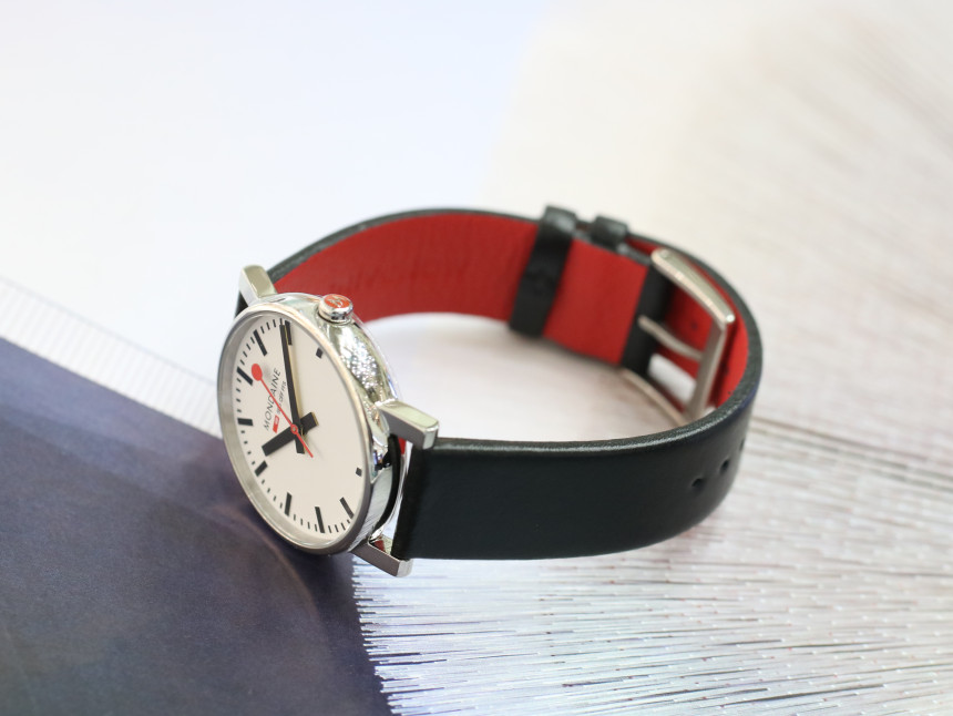 <b><p>Mondaine OFFICIAL SWISS RAILWAYS Women's</p></b><b><p>モンデイン 公式 スイス 鉄道 レディース時計 A658.30300.11SBBK</p></b><br /><br /><p align='center'>