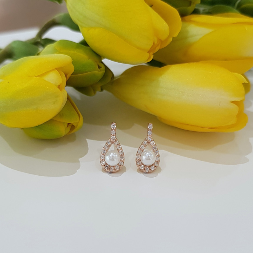 <b><p>Larapel 14K Tcy Drop Fair ering Twenties</p></b><b><p>ララフェル 14K トレイル時 ドロップ 真珠 イヤリング 20代の女性 kギフト</p></b><br /><br /><p align='center'>