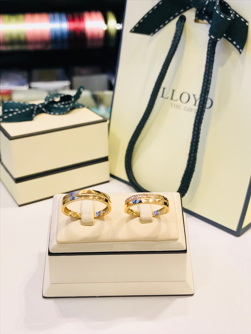 <b><p>Lloyd LOVE Layered Coupling LRM15072G 30s</p></b><b><p>ロイド 愛 重ね着 カップリング LRM15072G 30代 記念日 ガールフレンド</p></b><br /><br /><p align='center'>