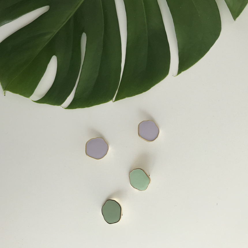 <b><p>Pastel earrings Viously coordad Colful design</p></b><b><p>パステルイヤリング 多様なコーディネートする カラフルなデザイン かわいいアクセサリー</p></b><br /><br /><p align='center'>