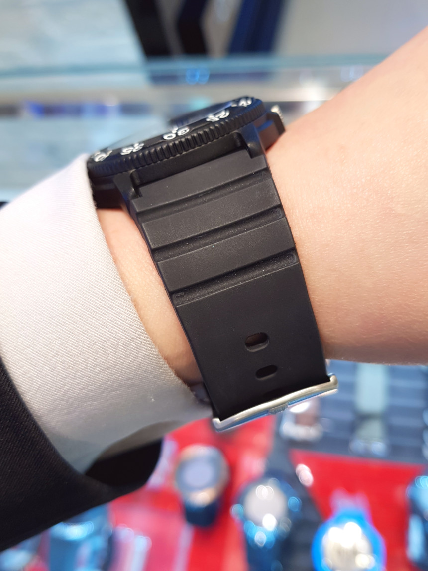 <b><p>Luminox Gallery Auck SEA XS.3003 Bouncg Sporty</p></b><b><p>ルミノックス ギャラリーオクロ 海 XS.3003 弾ける スポーティ時計 カジュアルな</p></b><br /><br /><p align='center'>