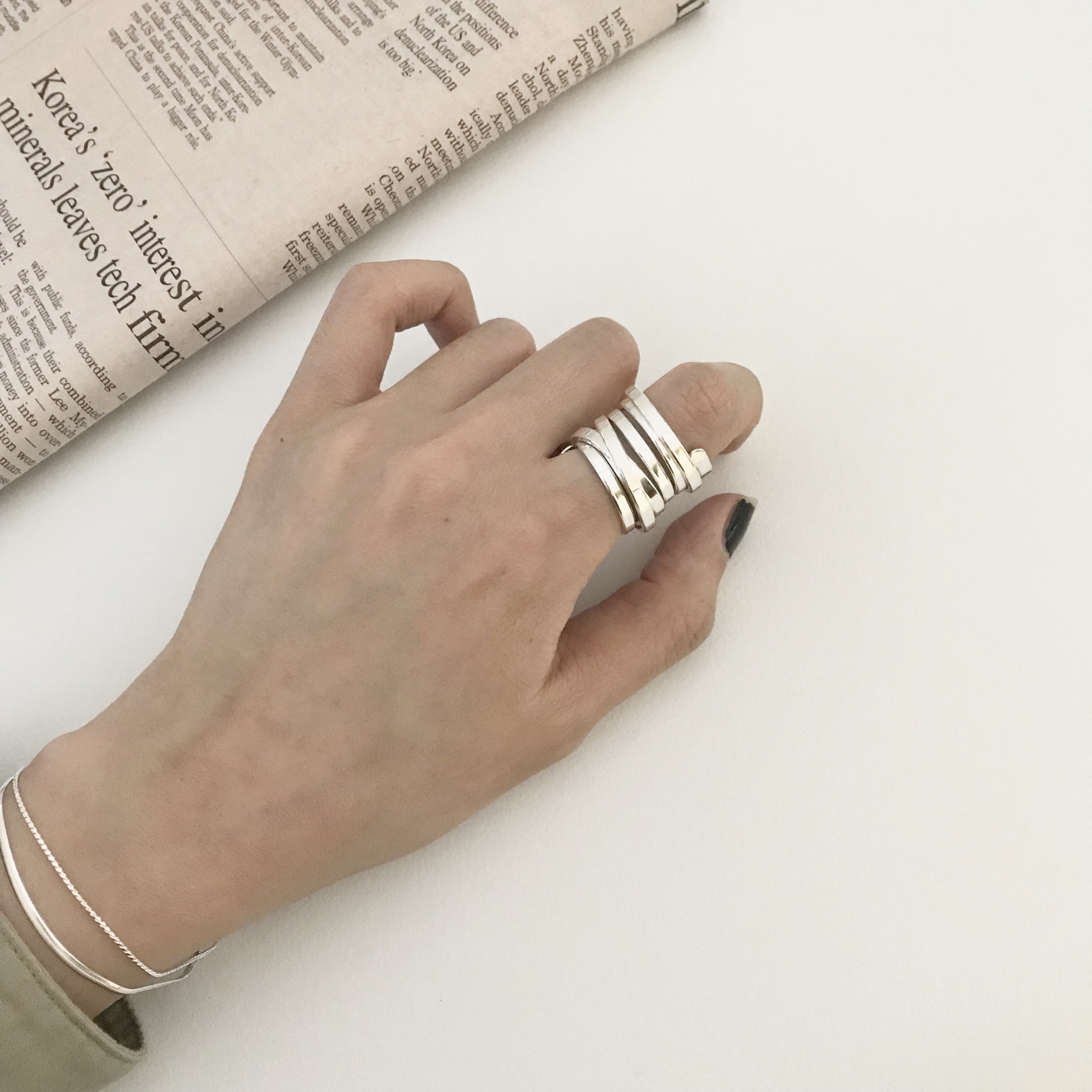 <b><p>Silver 925 day open 8 lines rg kk Tw Index</p></b><b><p>シルバー925 デイリー オープン 8行 リング ねじれ プレッツェル 検知 豪華な</p></b><br /><br /><p align='center'>