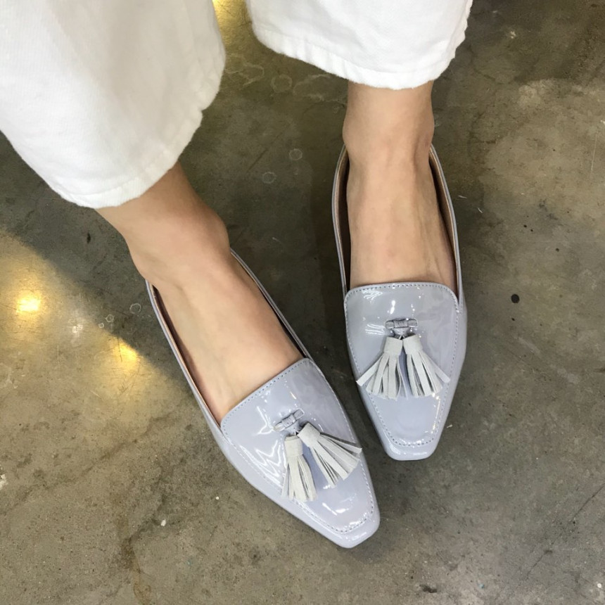 <b><p>Korean enamel Tess Sho Flat 3245 Wl-ded A</p></b><b><p>Koreanエナメル タッセル フラットシューズ3245 ワンピースによく似合う</p></b><br /><br /><p align='center'>