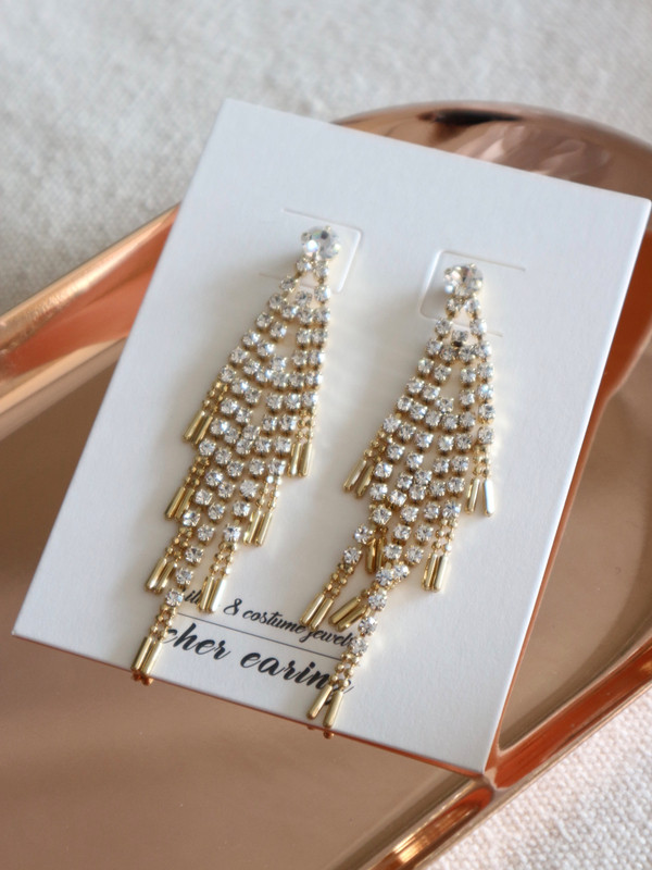 <b><p>gold Zoran Drop earring In sight eshy look</p></b><b><p>ゴールド ジュルラン ドロップイヤリングy 視線集中 ドレッシック 効果 光沢 手札ピルク</p></b><br /><br /><p align='center'>