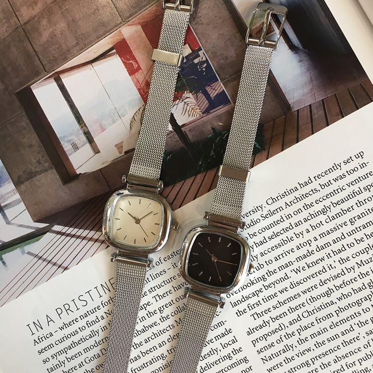 <b><p>simple square fema Metal watch wrist fashion</p></b><b><p>シンプル 正方形 女性 メタル時計 手首 ファッション アンティーク</p></b><br /><br /><p align='center'>