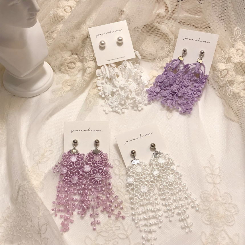 <b><p>Violet race Drop earring c617 ult White Sky</p></b><b><p>バイオレット レース ドロップイヤリング acc617 超 ホワイト ゆらゆら ヨリヨリた</p></b><br /><br /><p align='center'>