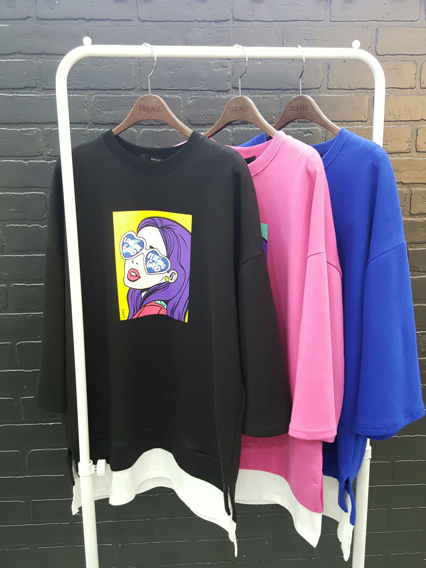 <b><p>Half acne Shirt Polo VA84THQ308Z Layered</p></b><b><p>半エイク ソングルTシャツVA84THQ308Z 重ね着ロ キャラクターティー スタイリッシュルック</p></b><br /><br /><p align='center'>