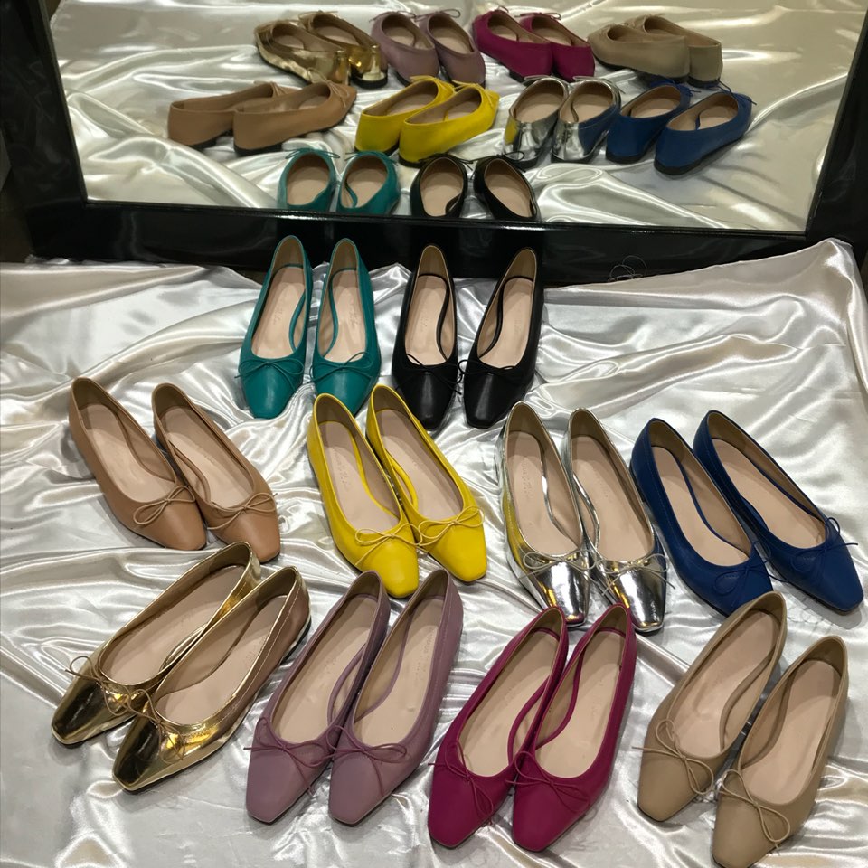 <b><p>Korean ribbon Flat Shoes 10 cols 3212 Well-dssed</p></b><b><p>韓国語 リボン フラットシューズ 10カラー3212 ワンピースによく似合う 様々な演出気取っ</p></b><br /><br /><p align='center'>