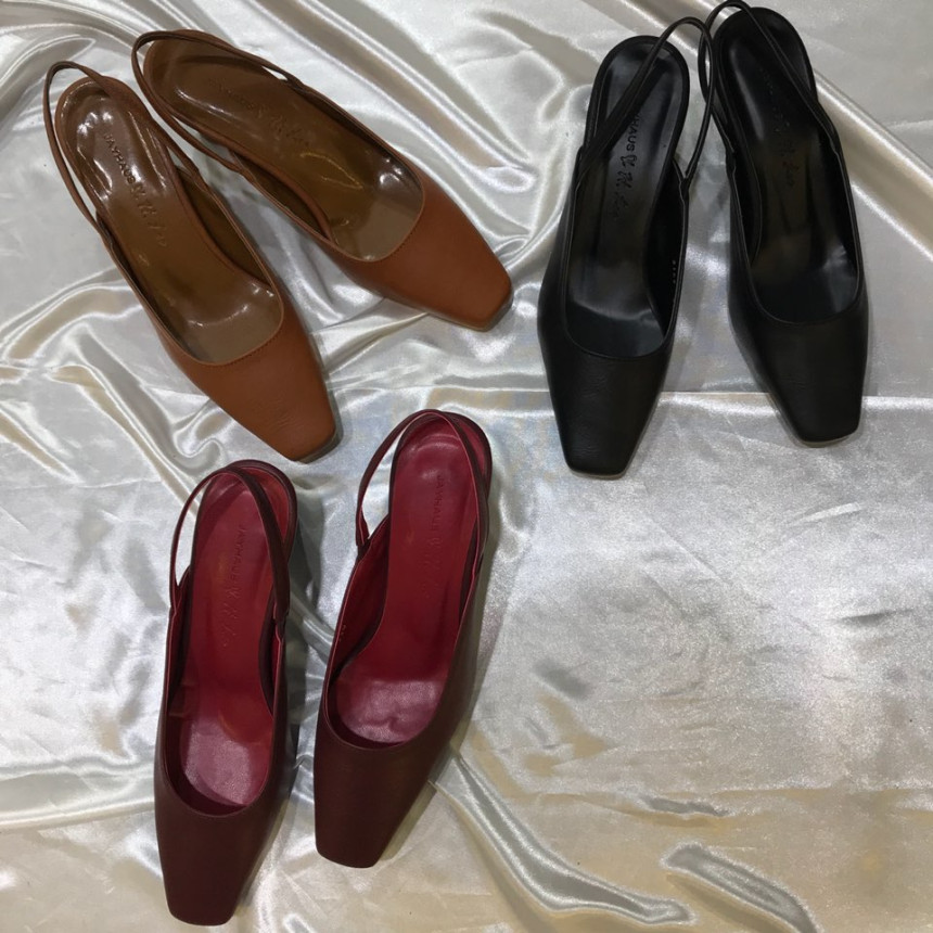 <b><p>Korean daily Each Middle Hl Sling Bag 6cm3059</p></b><b><p>韓国語 デイリー ガクコ ミドルヒール スリングバック6cm3059 ワンピースによく似合う</p></b><br /><br /><p align='center'>