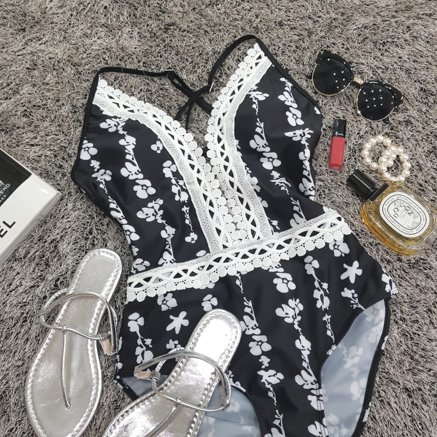 <b><p>embroidery Monoki Sexy Ray Beachwear Summ</p></b><b><p>刺繍 モノキニ セクシーな非ビーチウェア 夏バカンスルック ハワイアタイル ほのかには</p></b><br /><br /><p align='center'>