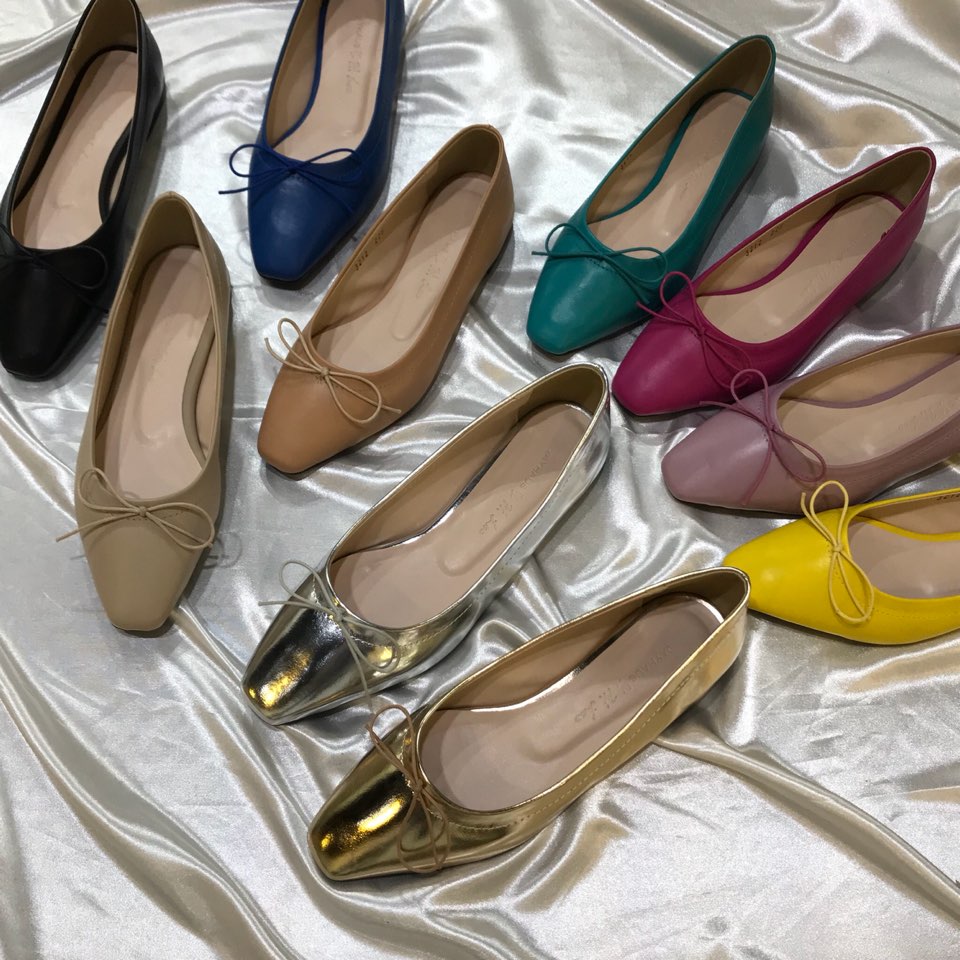 <b><p>Korean ribbon Flat Shoes 10 cols 3212 Well-dssed</p></b><b><p>韓国語 リボン フラットシューズ 10カラー3212 ワンピースによく似合う 様々な演出気取っ</p></b><br /><br /><p align='center'>