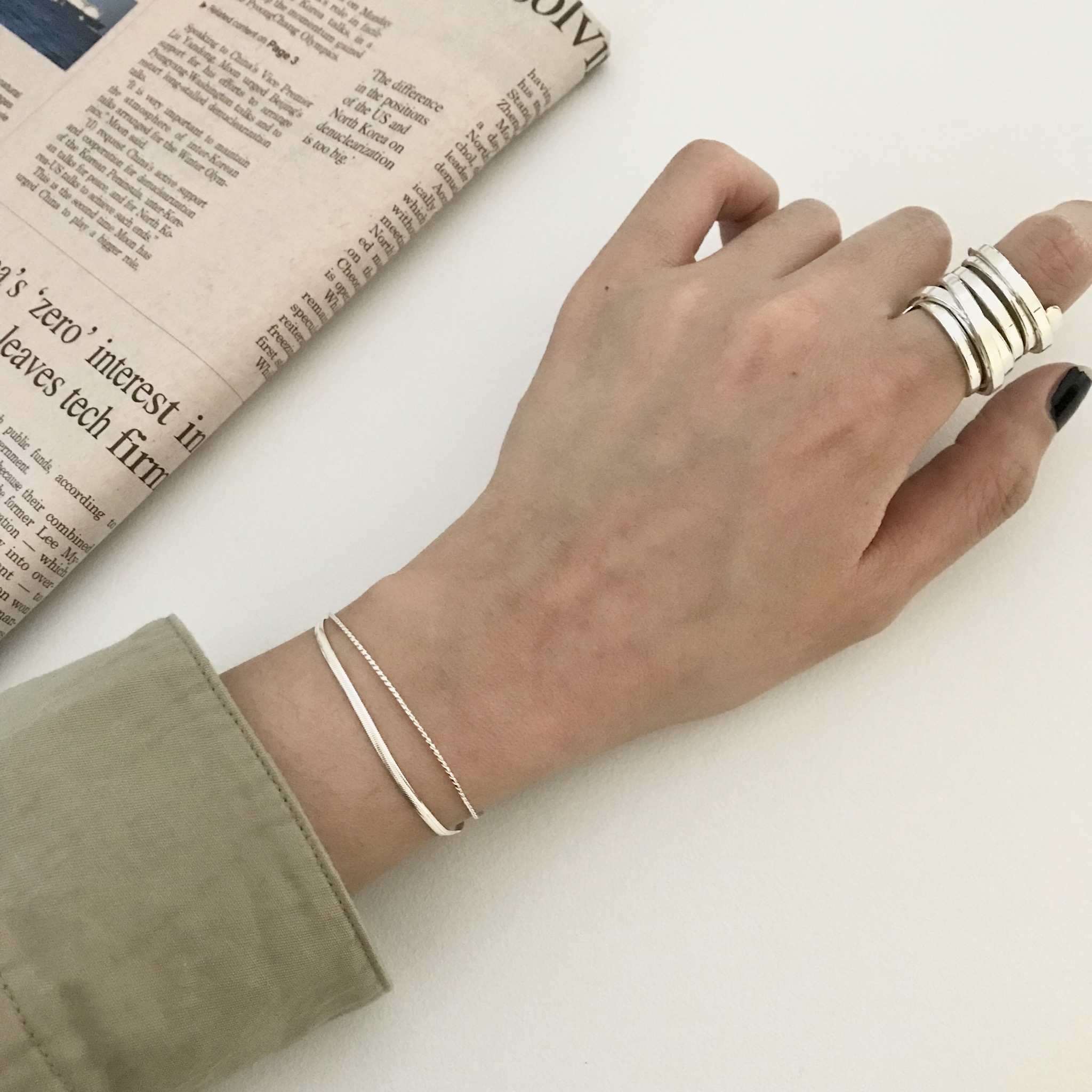 <b><p>Silver 925 day open 8 lines rg kk Tw Index</p></b><b><p>シルバー925 デイリー オープン 8行 リング ねじれ プレッツェル 検知 豪華な</p></b><br /><br /><p align='center'>