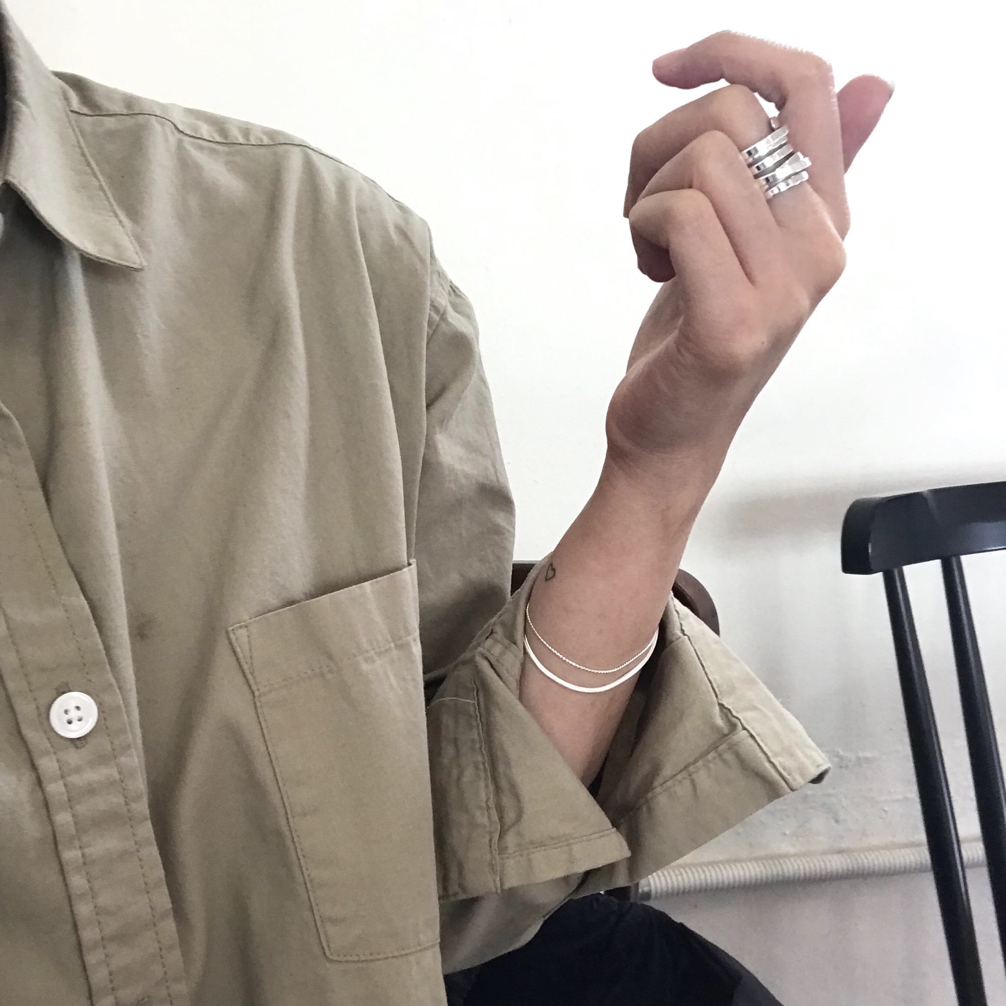 <b><p>Silver 925 day open 8 lines rg kk Tw Index</p></b><b><p>シルバー925 デイリー オープン 8行 リング ねじれ プレッツェル 検知 豪華な</p></b><br /><br /><p align='center'>