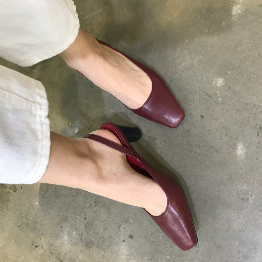 <b><p>Korean daily Each Middle Hl Sling Bag 6cm3059</p></b><b><p>韓国語 デイリー ガクコ ミドルヒール スリングバック6cm3059 ワンピースによく似合う</p></b><br /><br /><p align='center'>