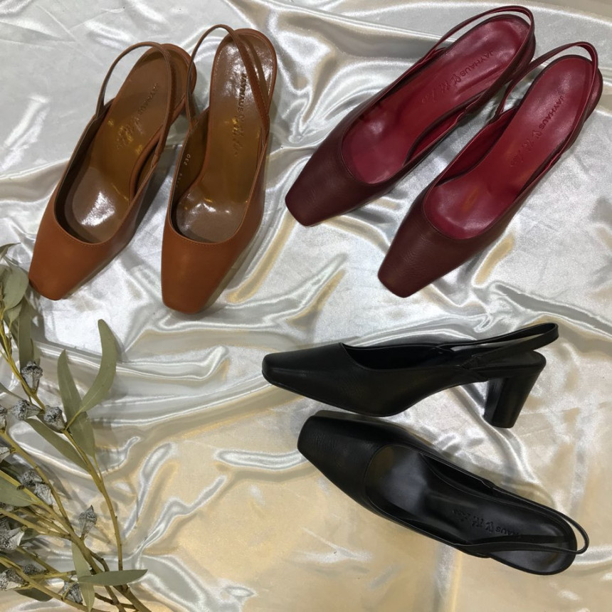 <b><p>Korean daily Each Middle Hl Sling Bag 6cm3059</p></b><b><p>韓国語 デイリー ガクコ ミドルヒール スリングバック6cm3059 ワンピースによく似合う</p></b><br /><br /><p align='center'>