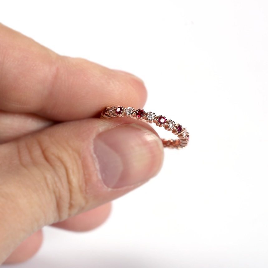 <b><p>Rose Gd patrn cor Ruby Cic Guard ring Luxuous</p></b><b><p>ローズゴールド パターン カラー ルビー キュービック ガードリング 高級感のあるアクセサリー</p></b><br /><br /><p align='center'>