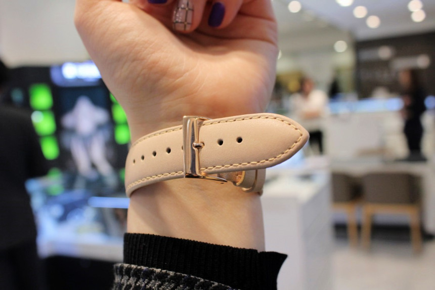 <b><p>Guess Ladi KENNEDY Roman index Pk leather</p></b><b><p>ゲス レディース ケネ ローマ字 インデックス ピンクの革バンドの腕時計 W1068L5</p></b><br /><br /><p align='center'>