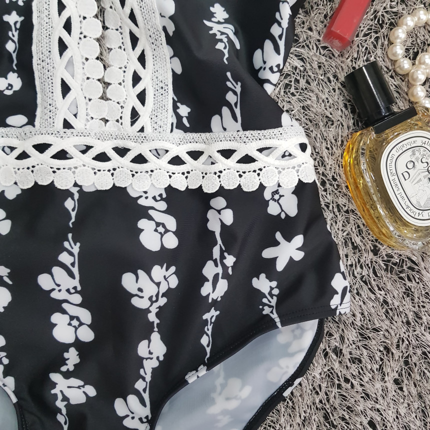 <b><p>embroidery Monoki Sexy Ray Beachwear Summ</p></b><b><p>刺繍 モノキニ セクシーな非ビーチウェア 夏バカンスルック ハワイアタイル ほのかには</p></b><br /><br /><p align='center'>