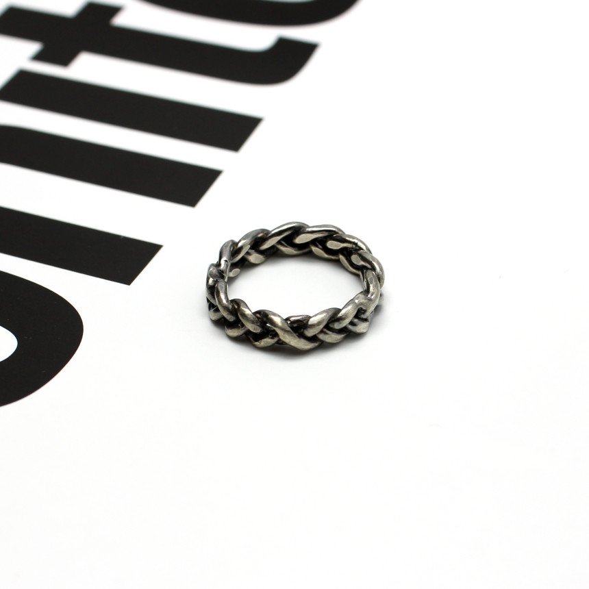 <b><p>Bold kink Silr album black rg four Seasons</p></b><b><p>ボールド ねじれ 銀の指輪 ブラック シルバーリング 四季 ヒップホップスタイル</p></b><br /><br /><p align='center'>