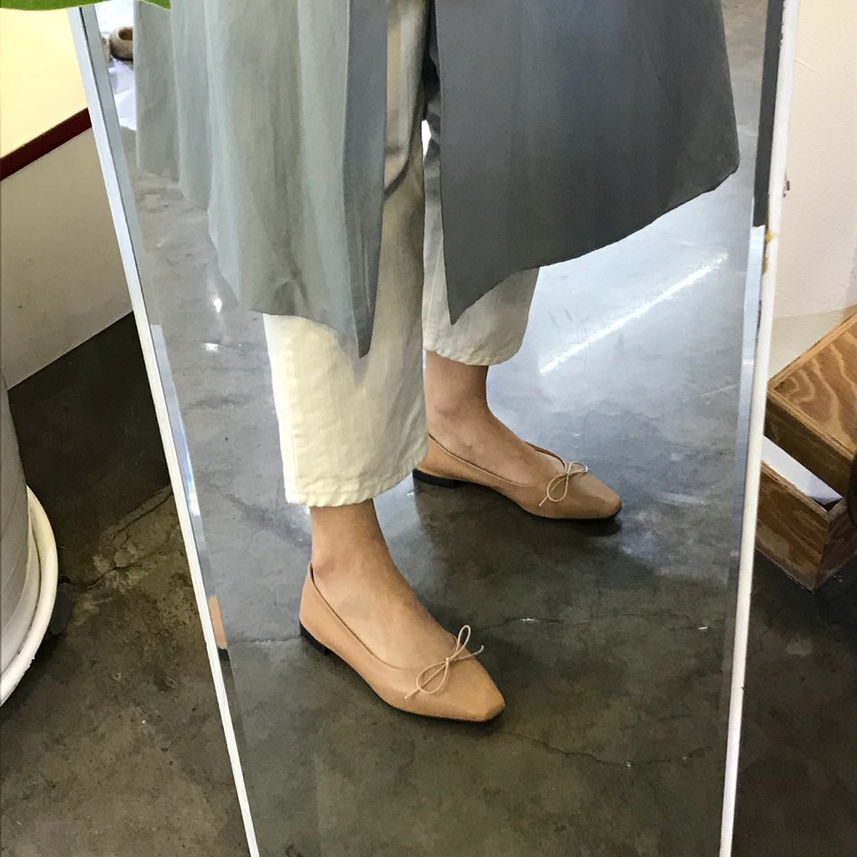 <b><p>Korean ribbon Flat Shoes 10 cols 3212 Well-dssed</p></b><b><p>韓国語 リボン フラットシューズ 10カラー3212 ワンピースによく似合う 様々な演出気取っ</p></b><br /><br /><p align='center'>