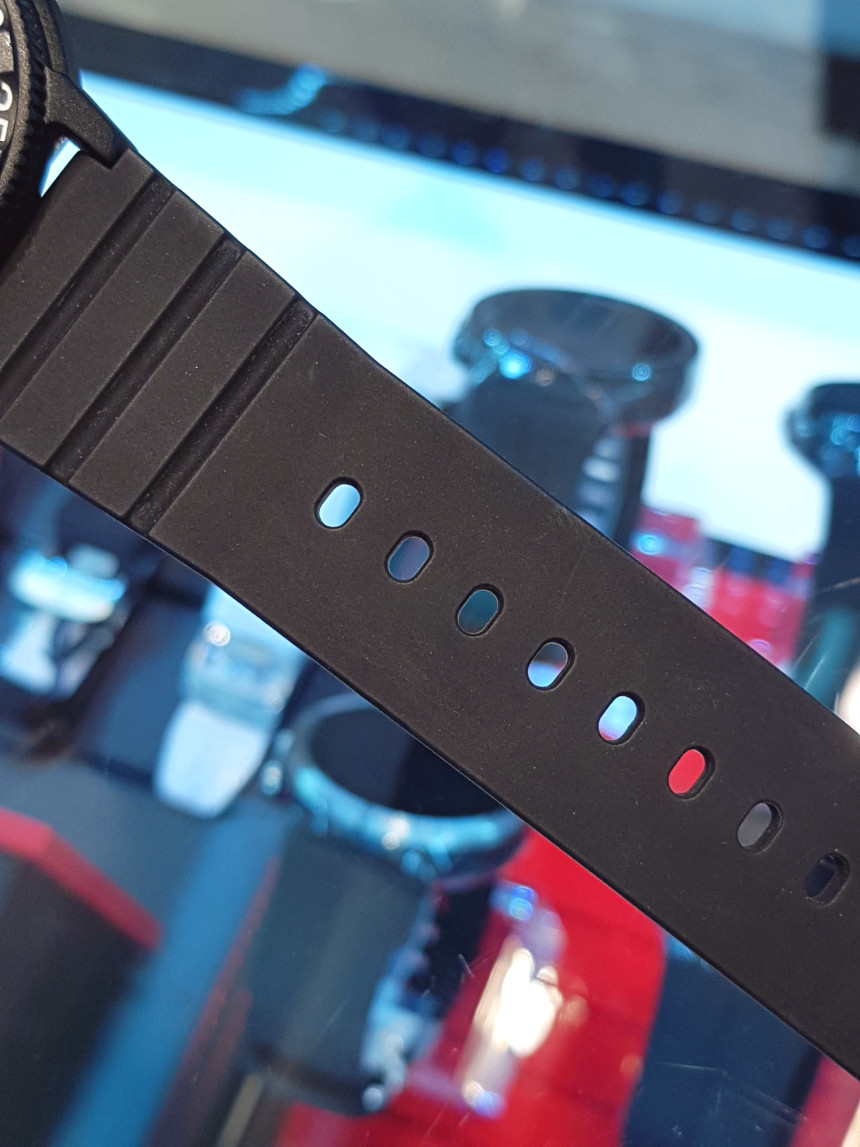 <b><p>Luminox Gallery Auck SEA XS.3003 Bouncg Sporty</p></b><b><p>ルミノックス ギャラリーオクロ 海 XS.3003 弾ける スポーティ時計 カジュアルな</p></b><br /><br /><p align='center'>