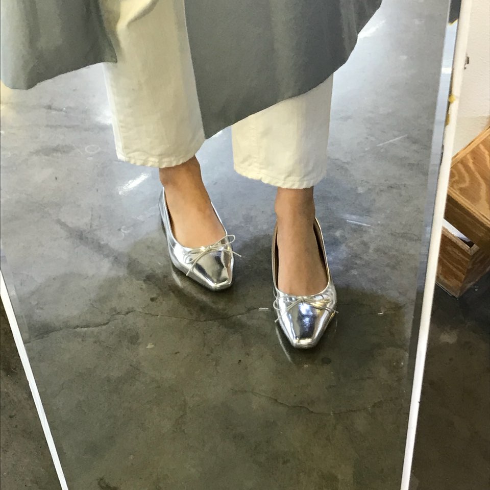 <b><p>Korean ribbon Flat Shoes 10 cols 3212 Well-dssed</p></b><b><p>韓国語 リボン フラットシューズ 10カラー3212 ワンピースによく似合う 様々な演出気取っ</p></b><br /><br /><p align='center'>