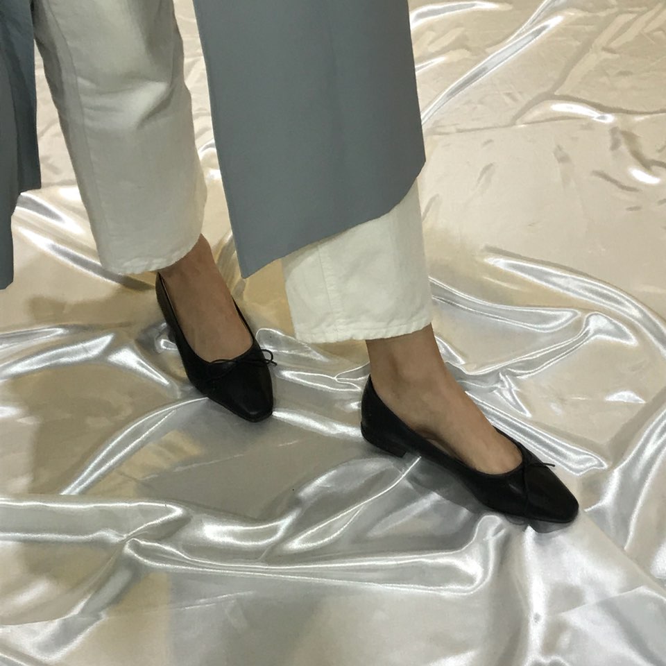 <b><p>Korean ribbon Flat Shoes 10 cols 3212 Well-dssed</p></b><b><p>韓国語 リボン フラットシューズ 10カラー3212 ワンピースによく似合う 様々な演出気取っ</p></b><br /><br /><p align='center'>